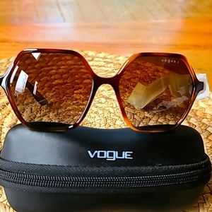 VOGUE Hexagon Polarized Sunglasses